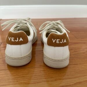 Veja White and Tan Minimalist Sneakers